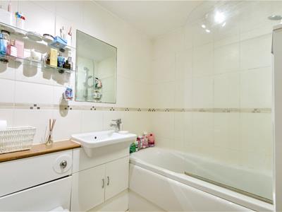 Property image 7 of home to buy in Whitebeam Close, Shenley